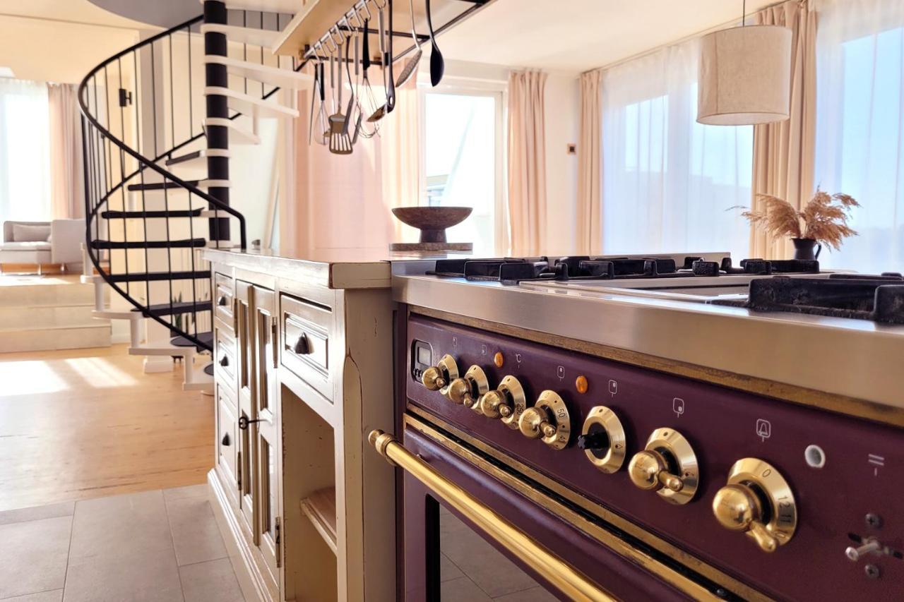 Grosse Penthouse Ferienwohnung Mit Meerblick, Sonnenterrasse & Luxusbad Von "Momentic" Sierksdorf Exterior foto