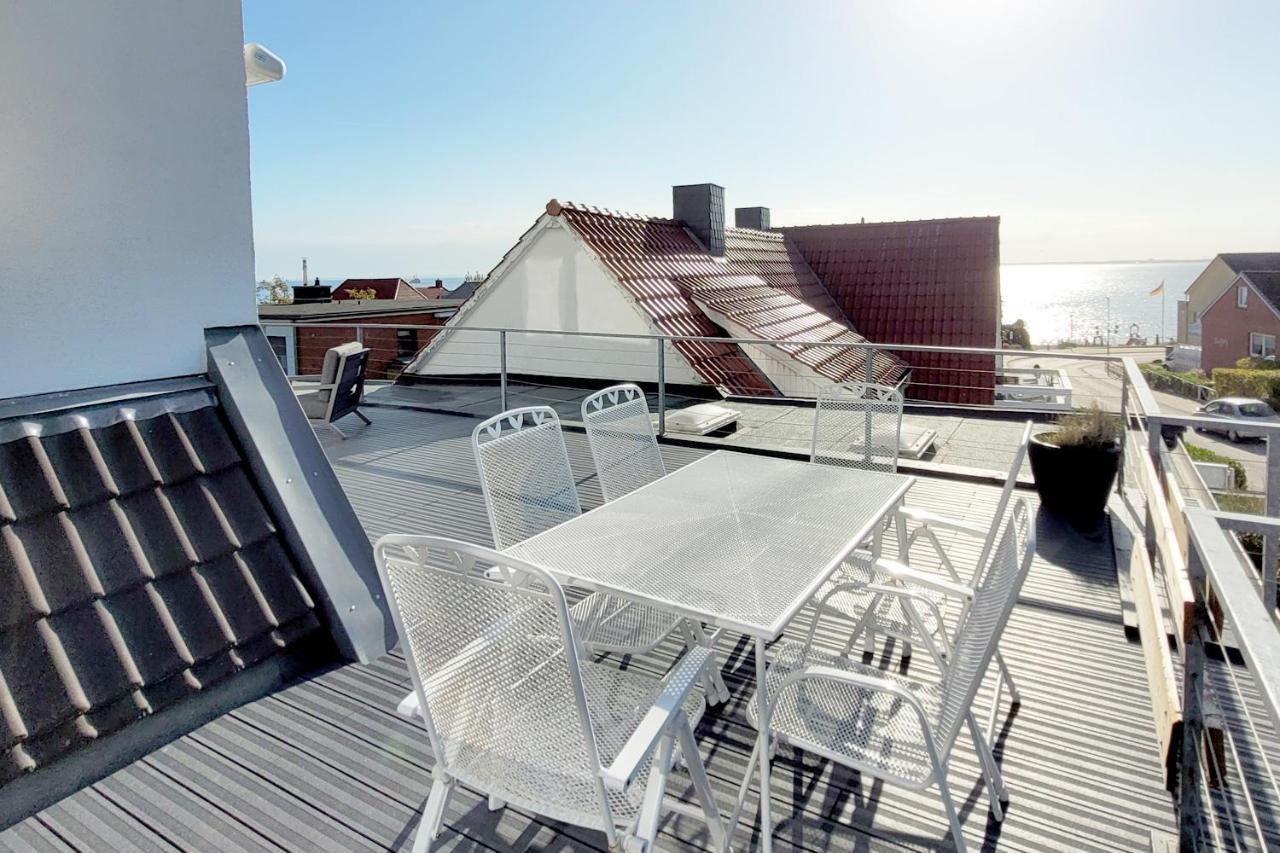 Grosse Penthouse Ferienwohnung Mit Meerblick, Sonnenterrasse & Luxusbad Von "Momentic" Sierksdorf Exterior foto